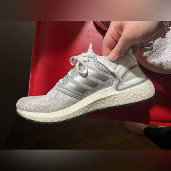 NASA Adidas ultraboost - Picture 5 of 5